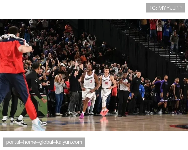 快船新援加兰马瑟林渐入佳境,伦纳德强调防守带动进攻节奏取胜关键 快船新援加兰马瑟林渐入佳境,伦纳德强调防守带动进攻节奏取胜关键